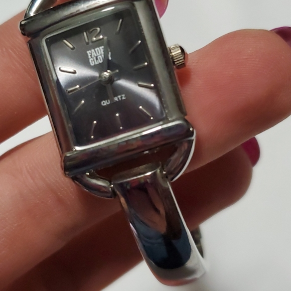 Faded Glory Watch - Picture 4 of 4